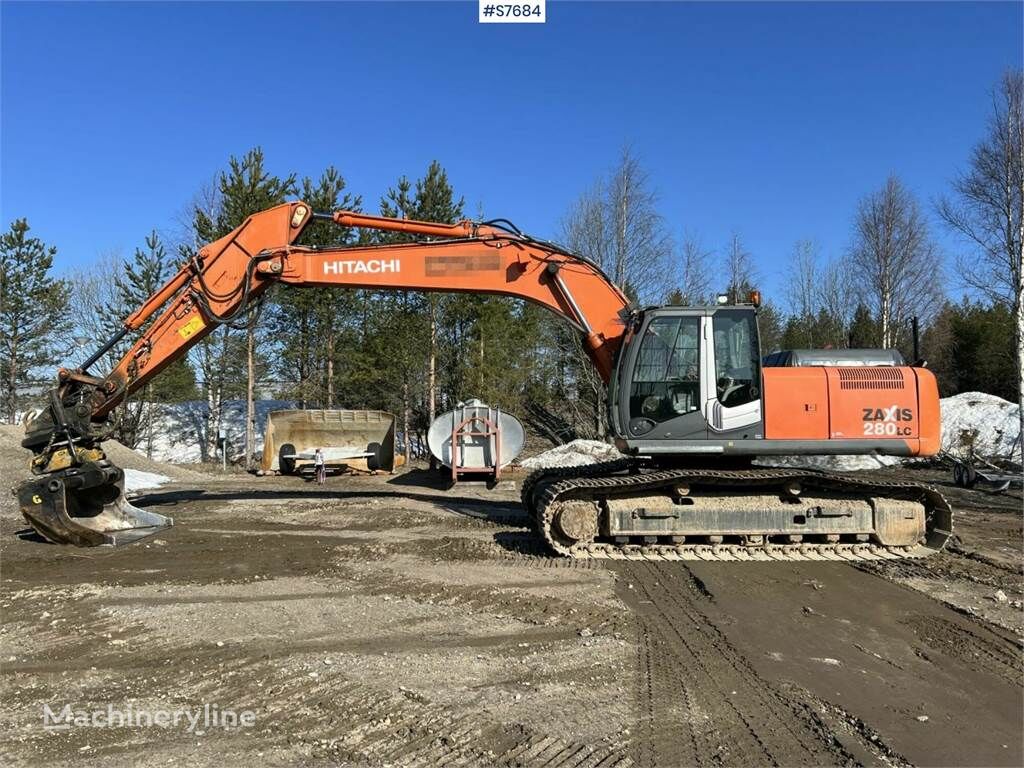 Hitachi ZX 280 LC-3 Excavator with gravel system tracked excavator