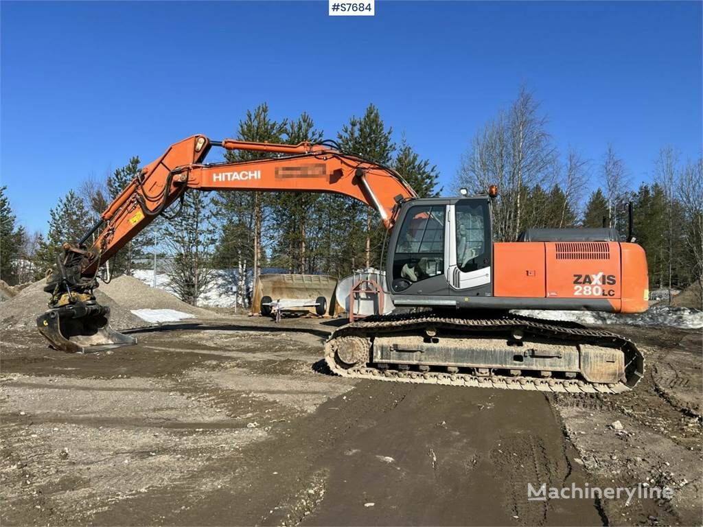 Hitachi ZX 280 LC-3 Excavator with gravel system tracked excavator