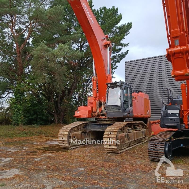 Hitachi ZX 870 LCR-3 tracked excavator