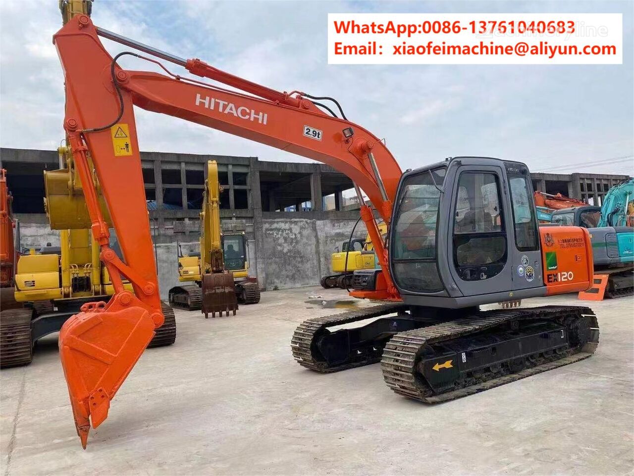 верижен багер Hitachi ZX120