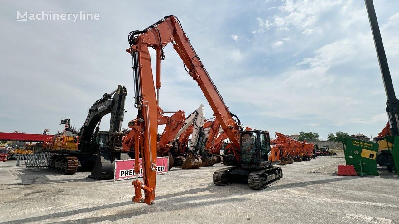 гусеничный экскаватор Hitachi ZX130LCN-7 BL DEM