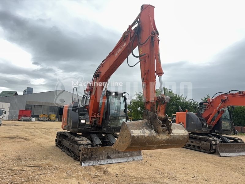 Hitachi ZX135US-5B excavadora de cadenas - Machineryline