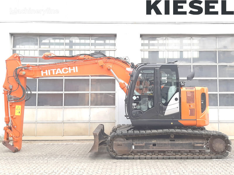 bager goseničar Hitachi ZX135US-6