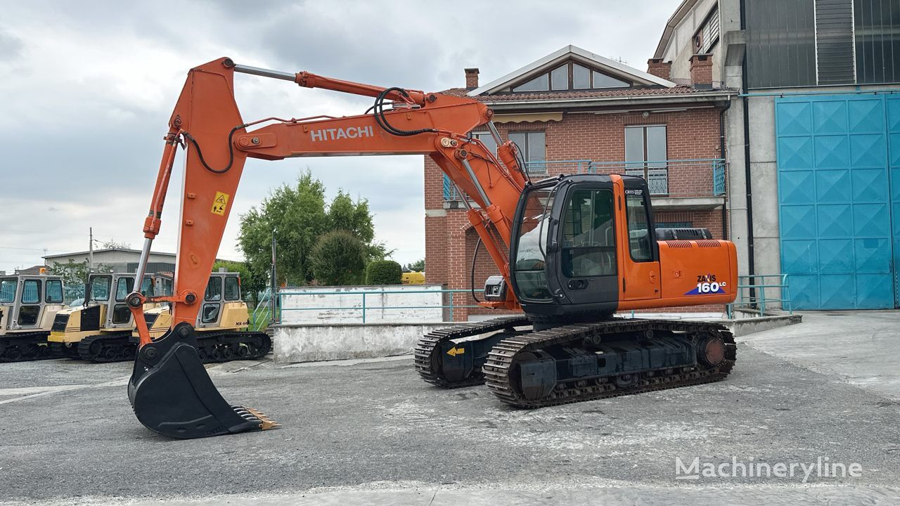 excavator dengan track Hitachi ZX160