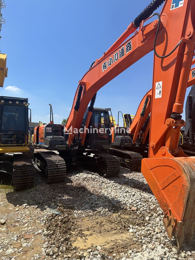 Hitachi ZX200 tracked excavator