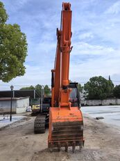 Hitachi ZX200 tracked excavator