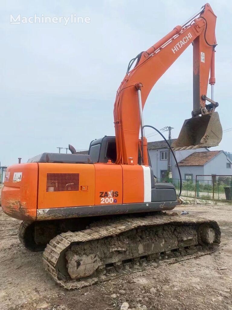 트랙형 굴착기 Hitachi ZX200-3G