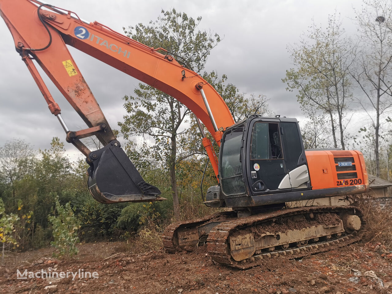 Hitachi ZX200-5G tracked excavator