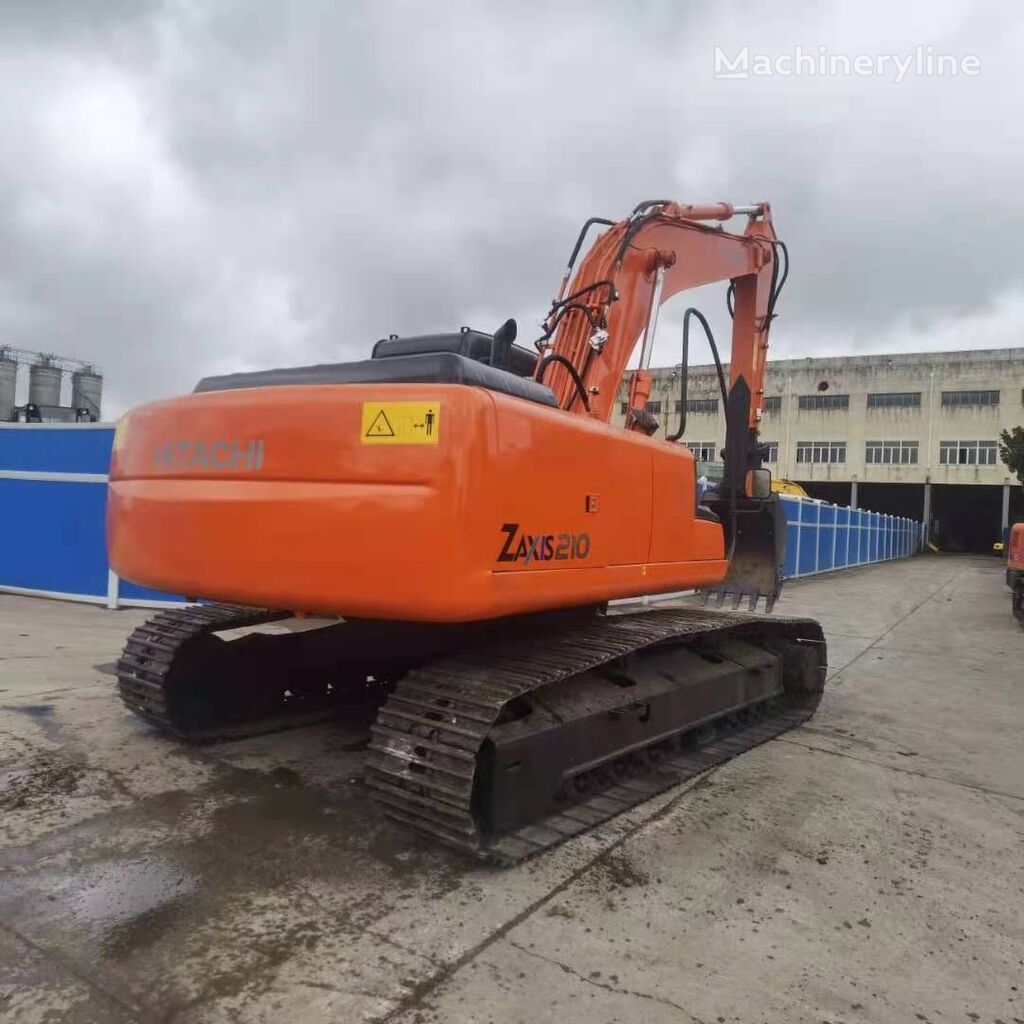 Hitachi ZX210 bager guseničar