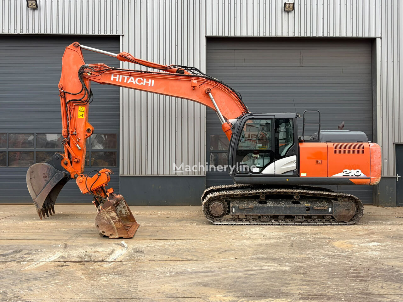 Hitachi ZX210 excavator from the Netherlands, used Hitachi ZX210