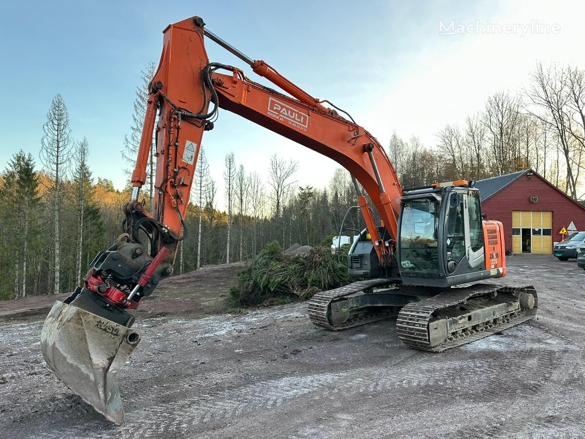 Hitachi ZX225 USLC-3 gravemaskin tracked excavator