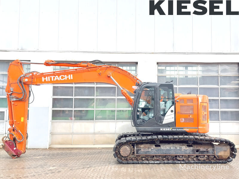 Hitachi ZX225USLC-6 bandgrävare