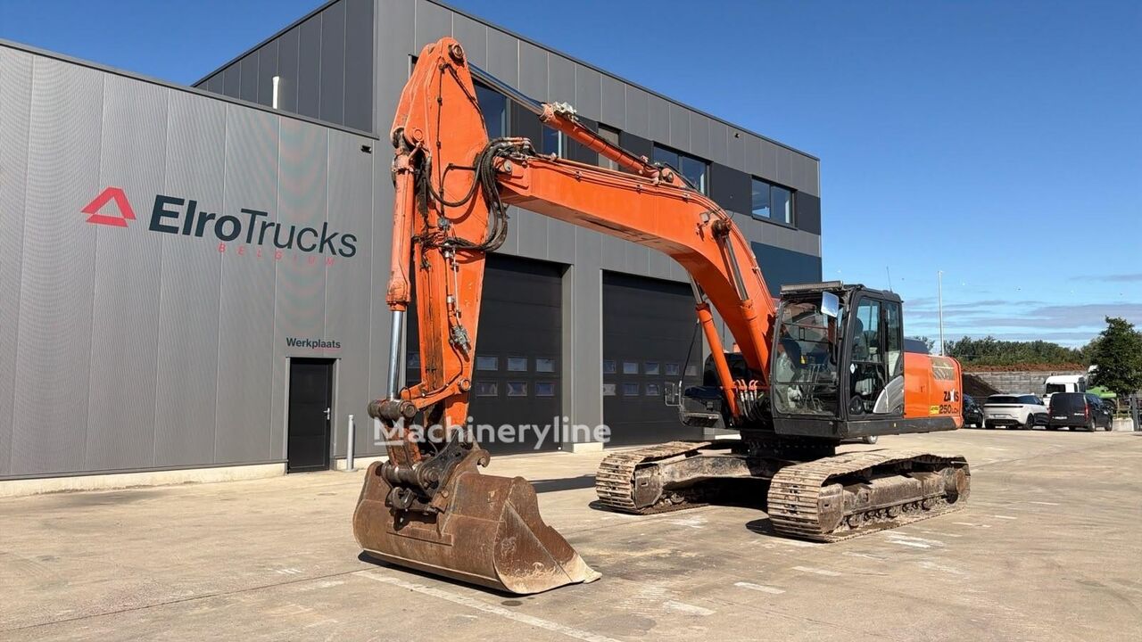 Hitachi ZX250LCH-5A (AIRCO / 6.868 HOURS / BELGIAN MACHINE / EXCELLENT C tracked excavator - Machineryline