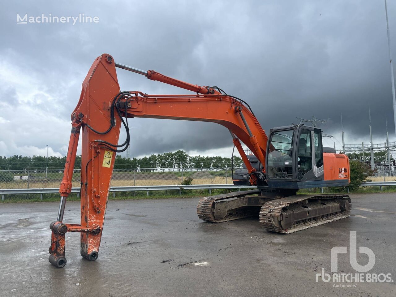 Hitachi ZX250LCN-3 tracked excavator