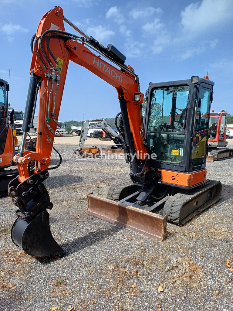 Hitachi ZX33U tracked excavator