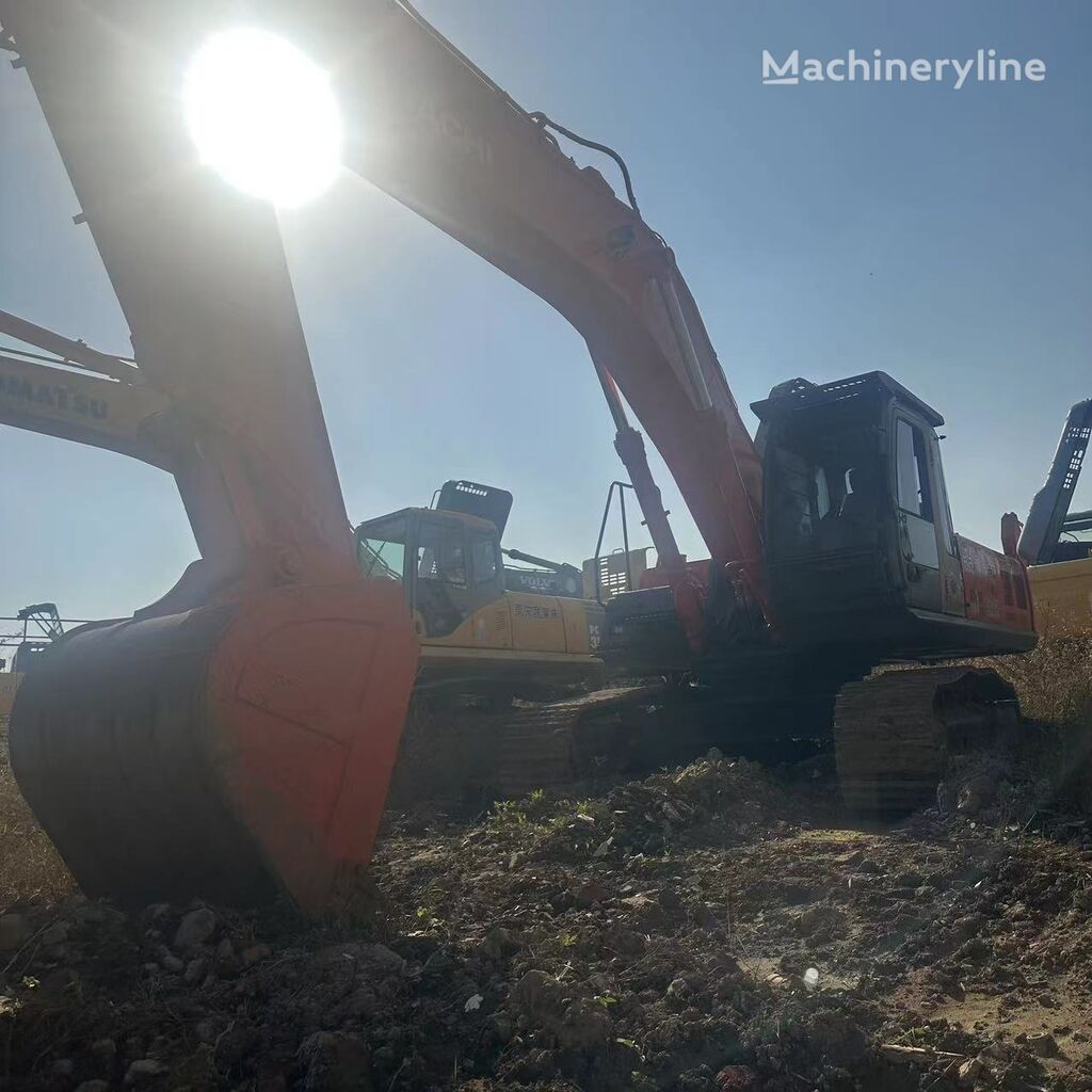 Hitachi ZX350 tracked excavator