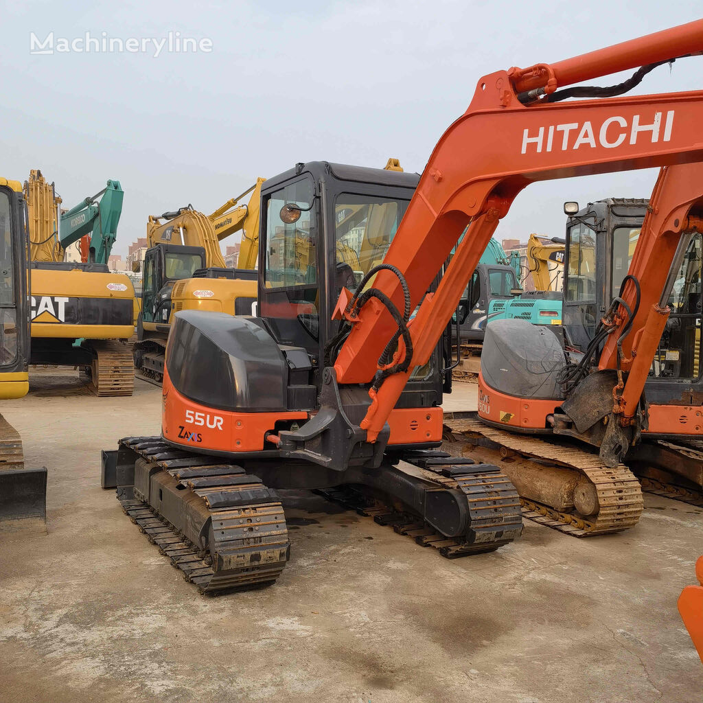 excavator dengan track Hitachi ZX55 50