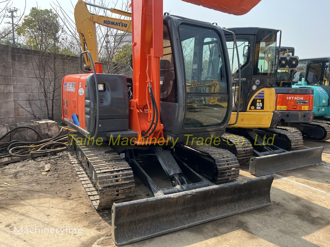 Hitachi ZX60 tracked excavator - Machineryline