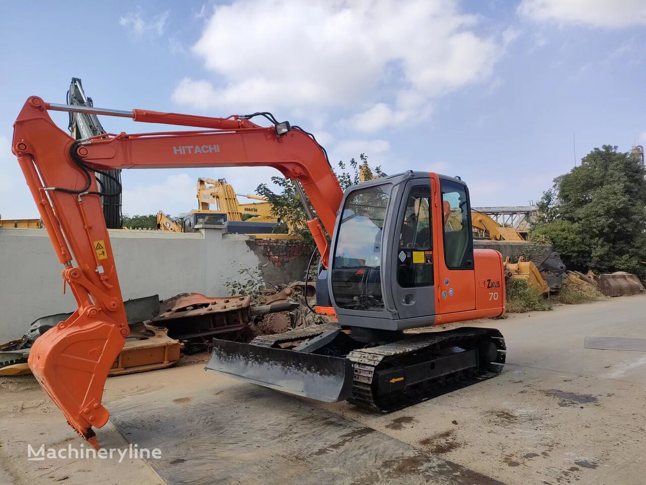 Hitachi ZX70 tracked excavator