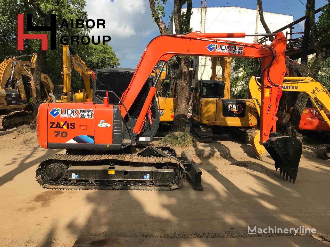 Hitachi ZX70 70 EX70 tracked excavator