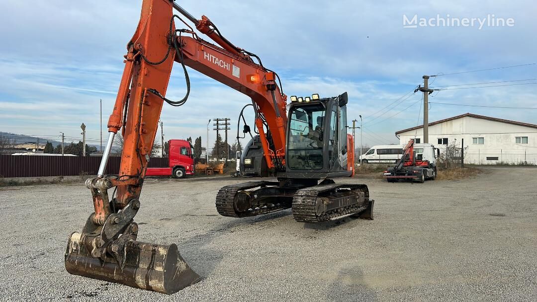 Hitachi Zaxis 135 US telakaivinkone