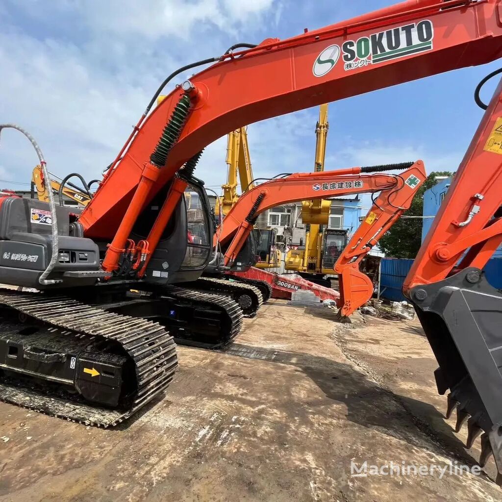 escavadora de rastos Hitachi zx200 nova