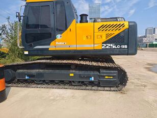pelle sur chenilles Hyundai 225LC-9S