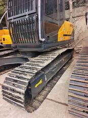 pelle sur chenilles Hyundai 225LC-9T