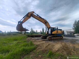 Hyundai HX 520 L tracked excavator
