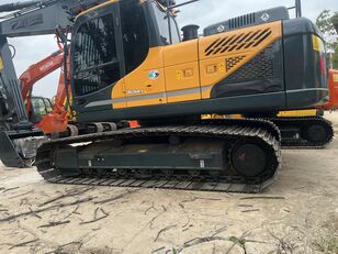 pelle sur chenilles Hyundai HX220HD