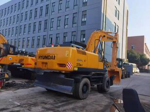 Hyundai R210W-7 Kettenbagger