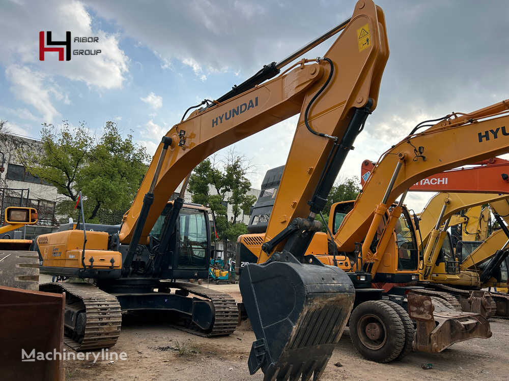 excavator dengan track Hyundai R305