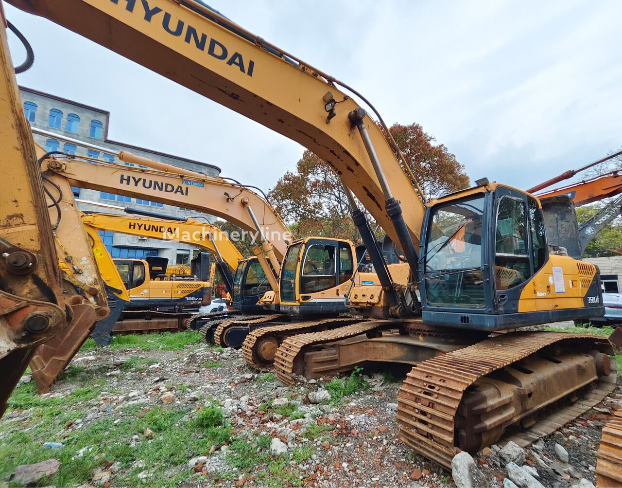 Pelle sur chenilles Hyundai R350LVS à vendre | Machineryline LU Pelle sur chenilles Hyundai R350LVS - Machineryline