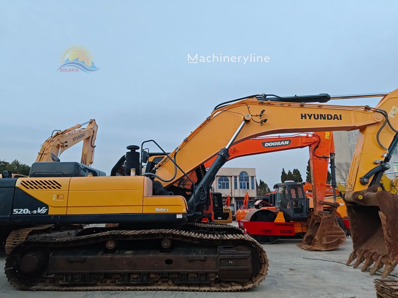 Hyundai R520LC-9S tracked excavator - Machineryline