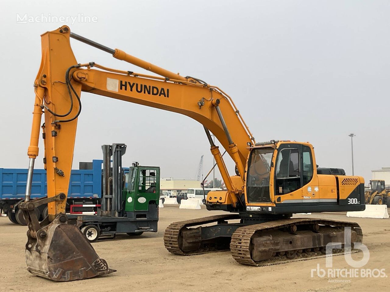 Hyundai ROBEX 300LC Kettenbagger