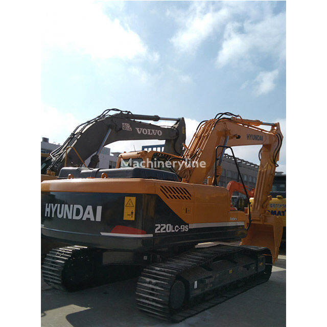 Hyundai Robex 220 Kettenbagger