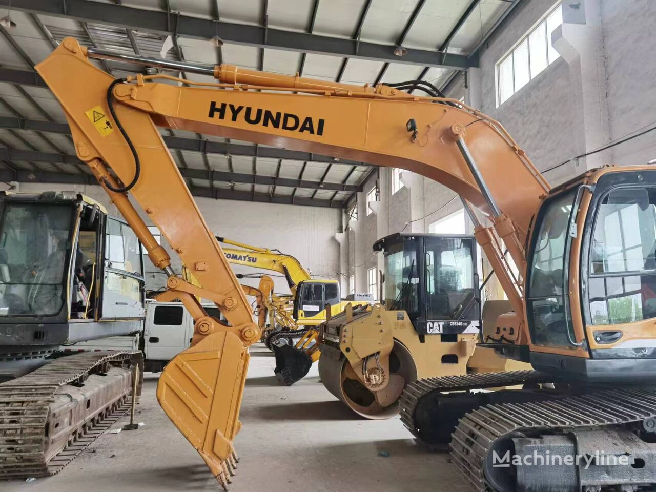 escavadora de rastos Hyundai Robex 220L-9S