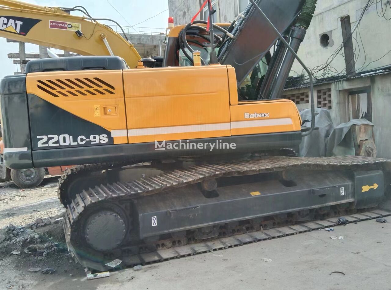 excavator dengan track Hyundai Robex220LC-9S