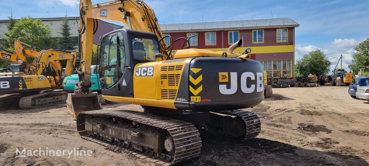 JCB JS 220LC paletli ekskavatör