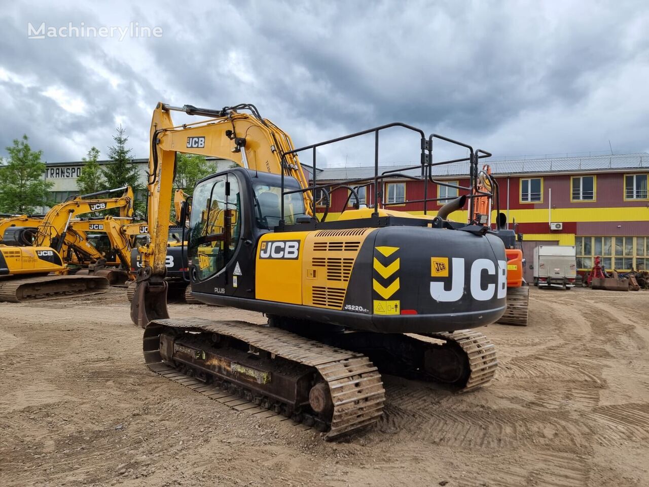 bager goseničar JCB JS 220LC PLUS