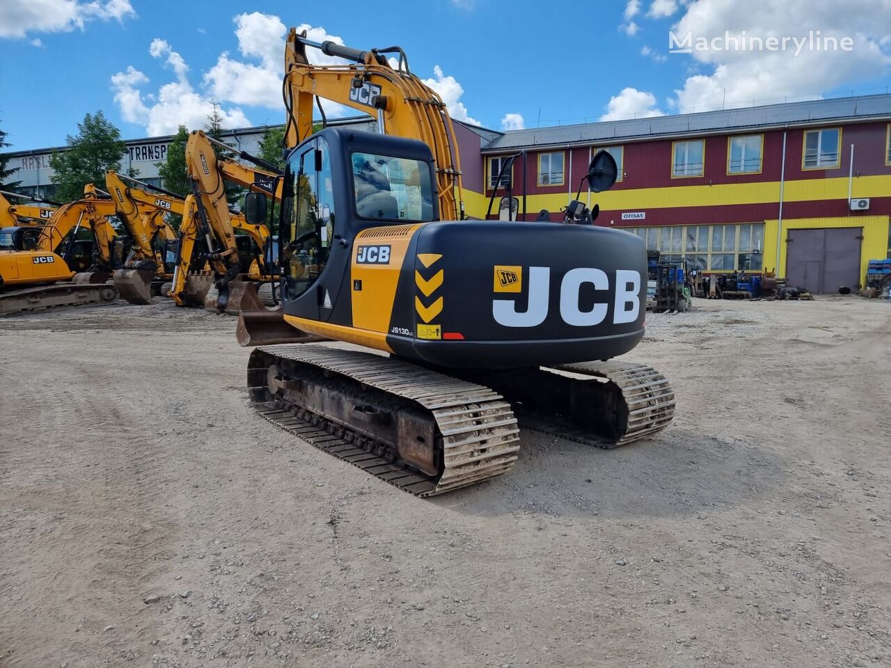 JCB JS130 LC tracked excavator