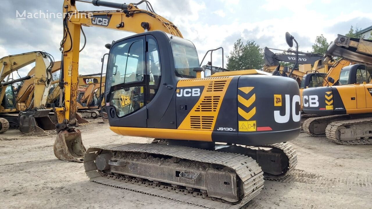 гусеничный экскаватор JCB JS130 LC