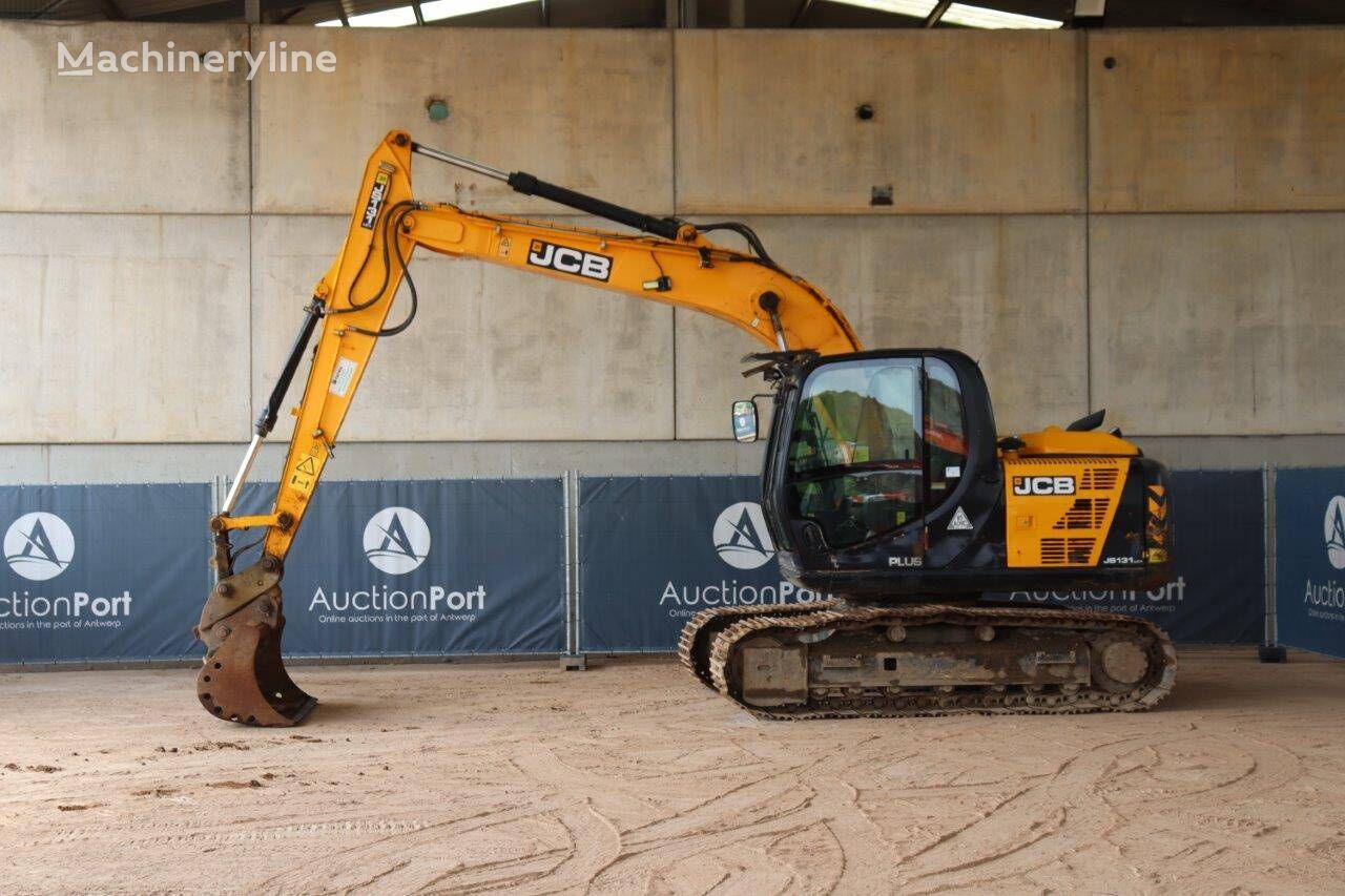 pásové rýpadlo JCB JS131LC