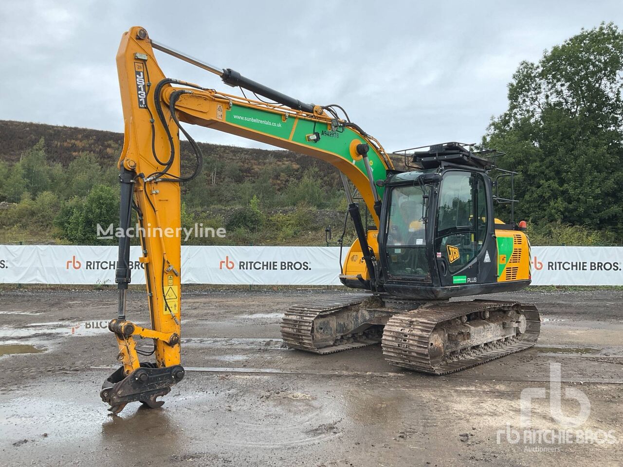 Pásové rýpadlo JCB JS131LC - Machineryline
