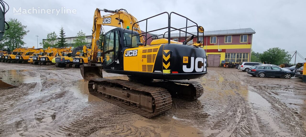 JCB JS220LC tracked excavator