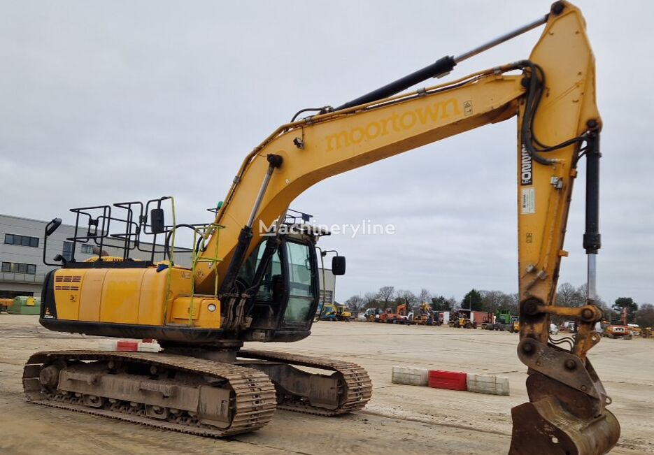 pelle sur chenilles JCB JS220LC+T4F