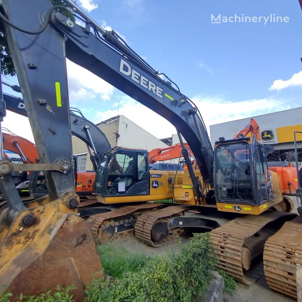 John Deere 210GLC tracked excavator