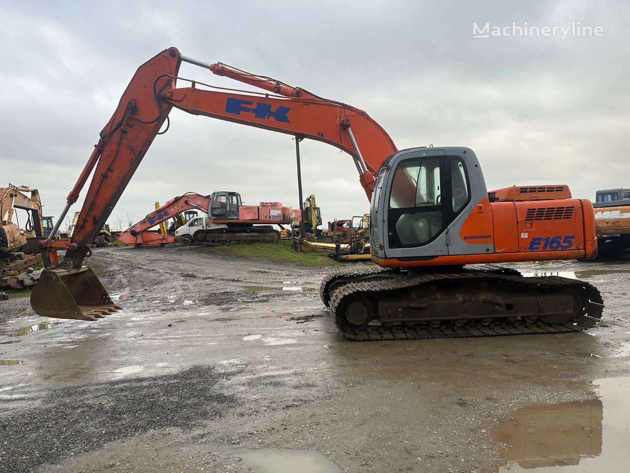 Kobelco E 165 tracked excavator for parts