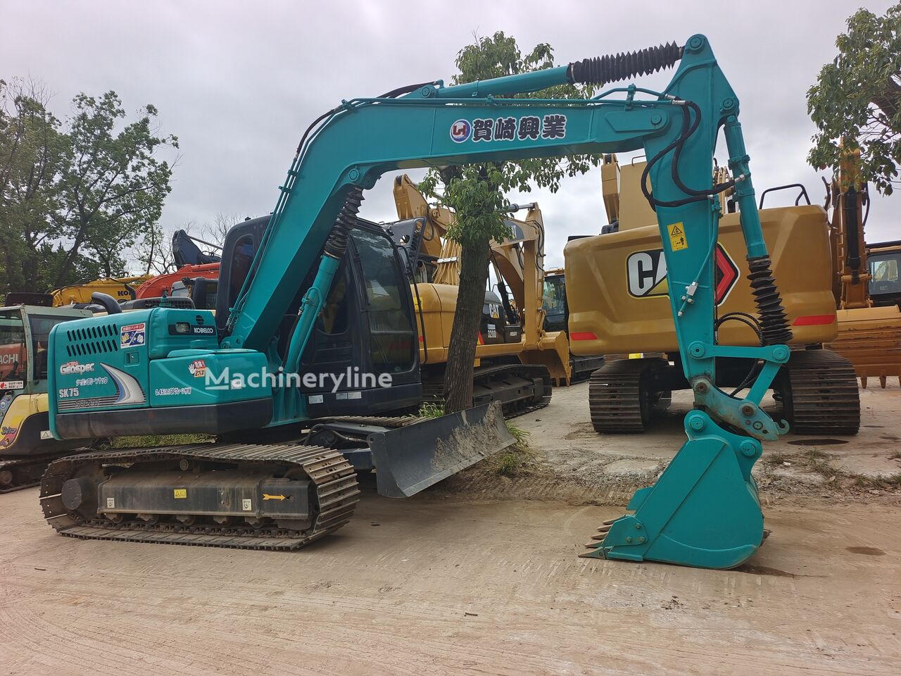Kobelco SK75 excavadora de cadenas - Machineryline