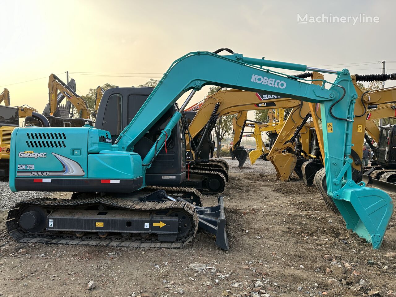 Kobelco SK75-8 tracked excavator